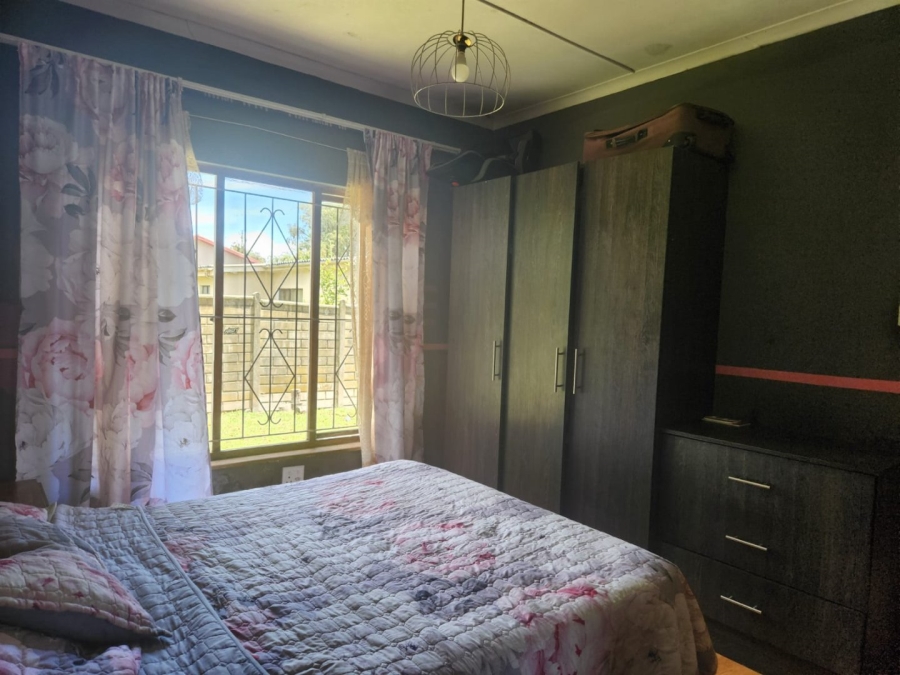 3 Bedroom Property for Sale in Delvillepark Western Cape